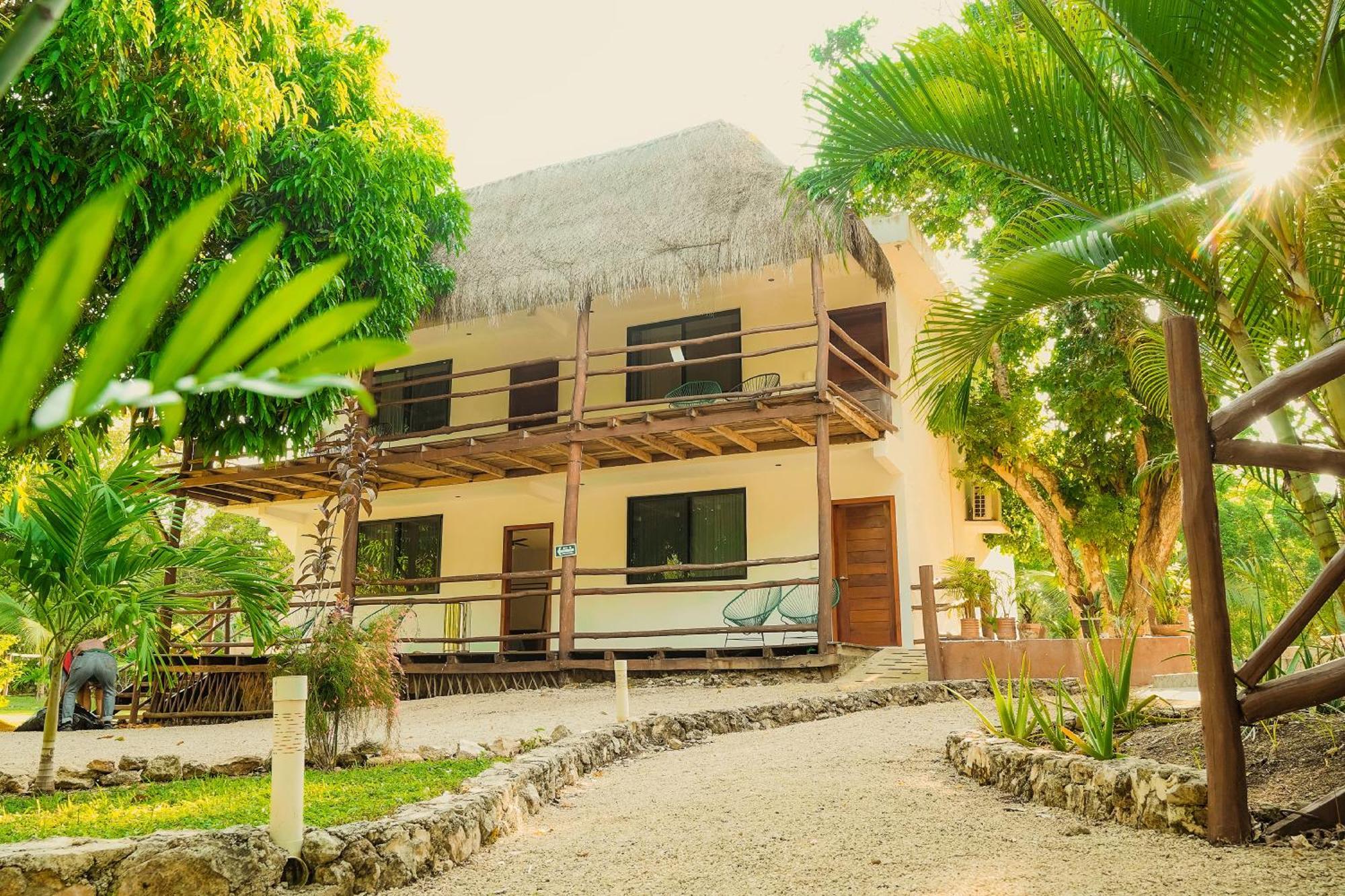 Royal Palm Bacalar Cabanas & Lagoon Club Exterior foto