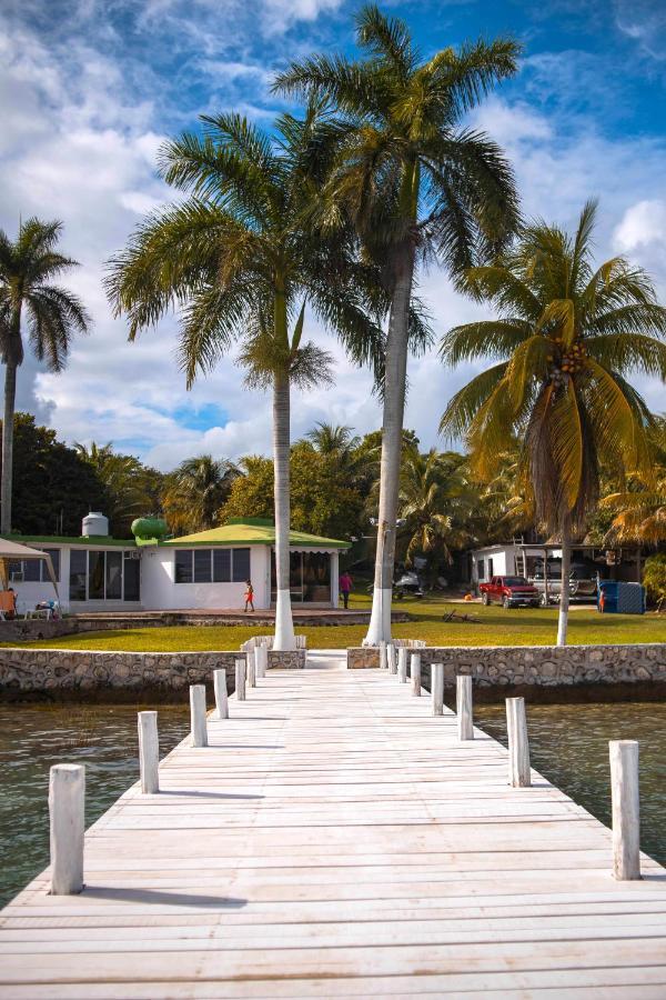 Royal Palm Bacalar Cabanas & Lagoon Club Exterior foto