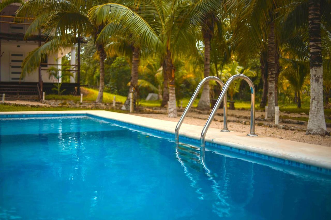 Royal Palm Bacalar Cabanas & Lagoon Club Exterior foto